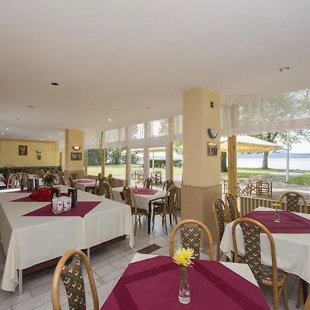 ホテル Familia 2*