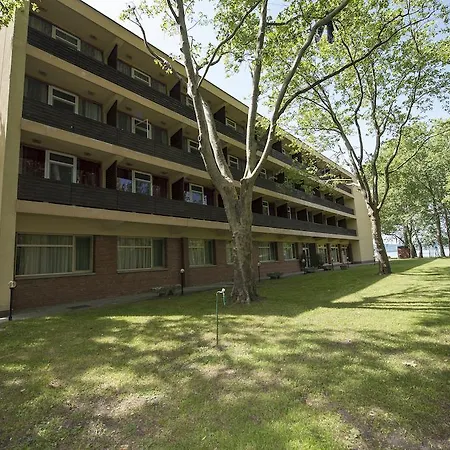 Ξενοδοχείο Familia Balatonboglár